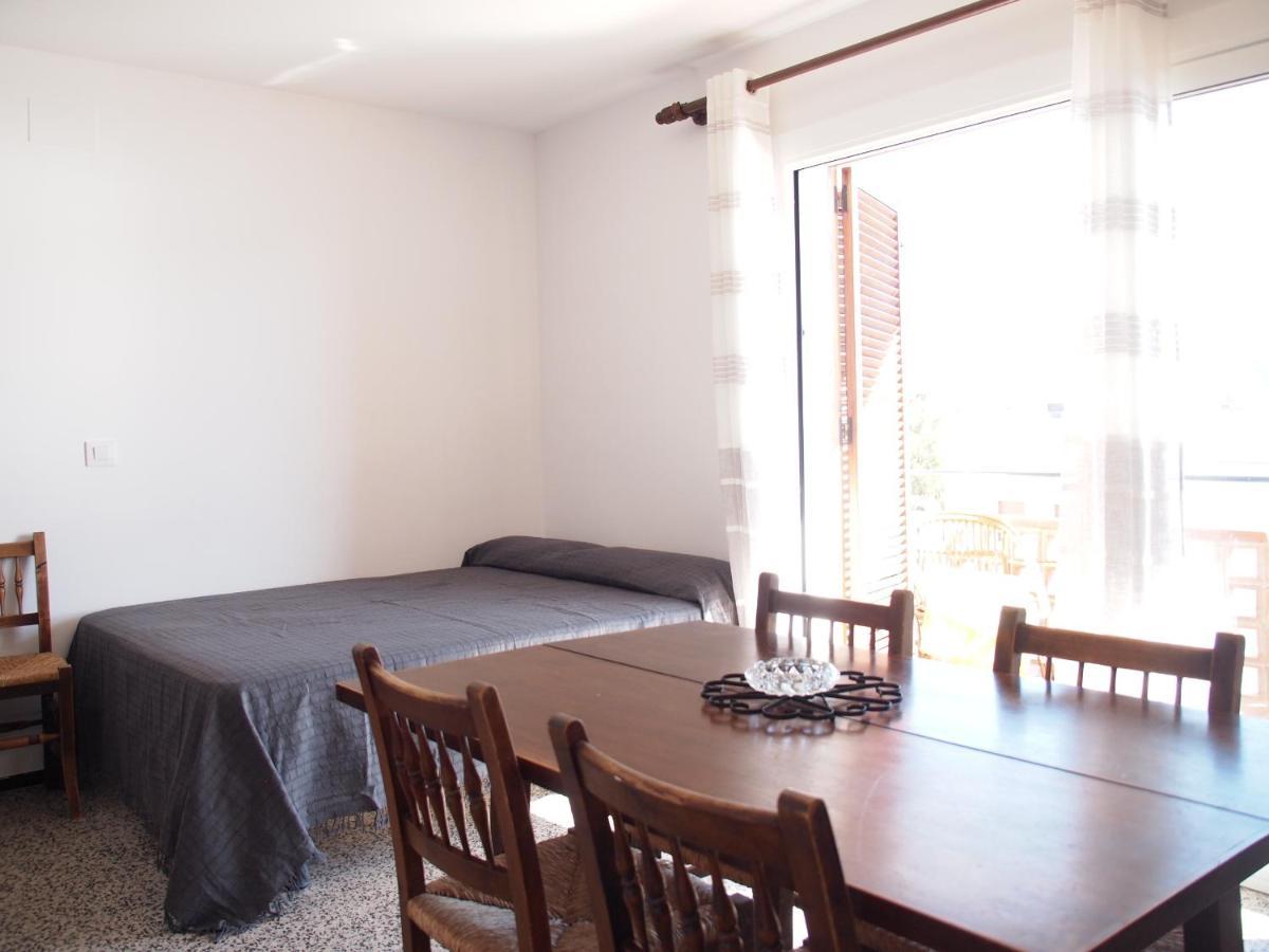 Miramar 33a *